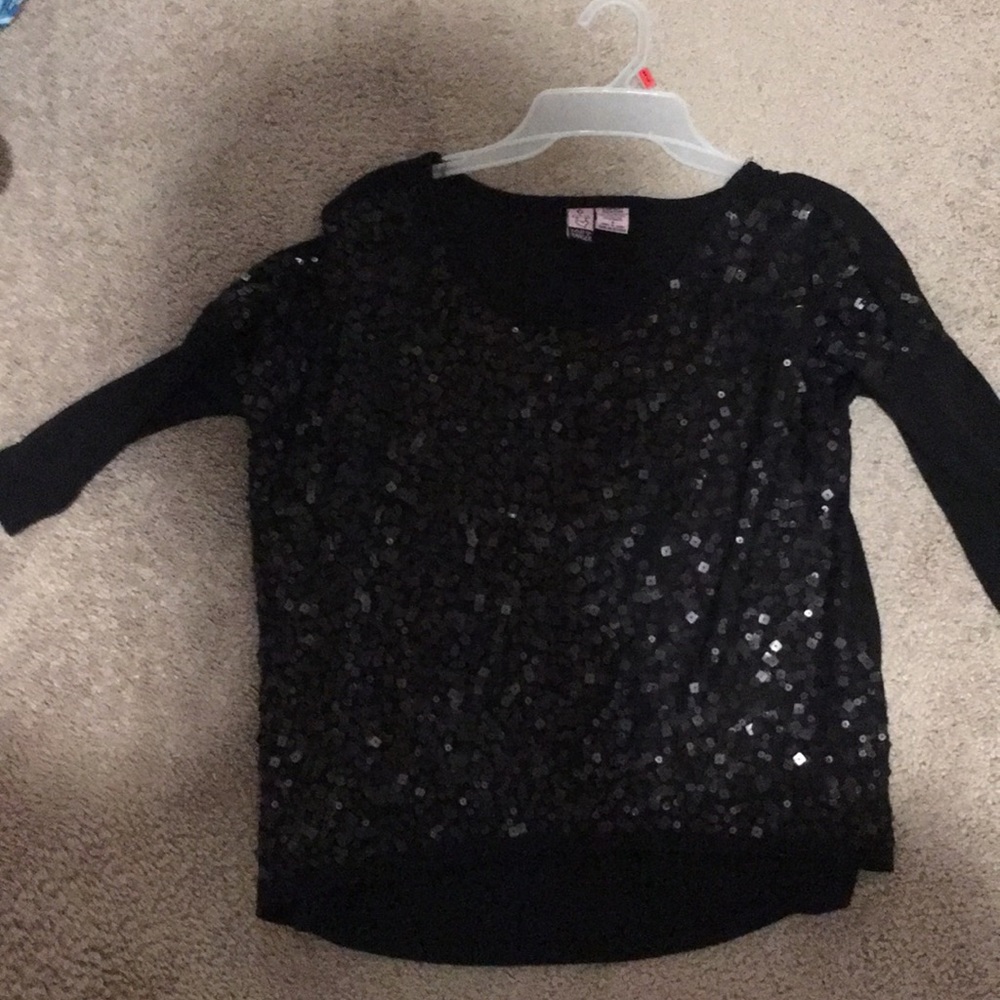 Black blouse glittery